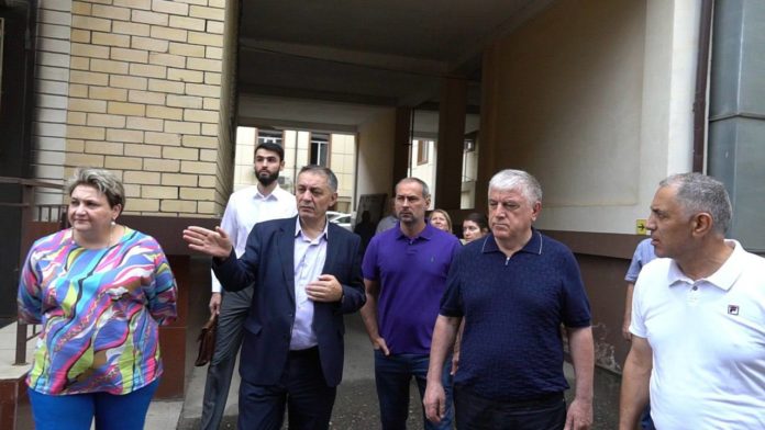 38C0E07F-8486-4316-ABCF-2E9029DED11B