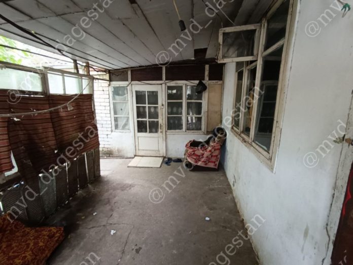 4F9D9AE1-D47D-40FE-B175-BA56D5325C84