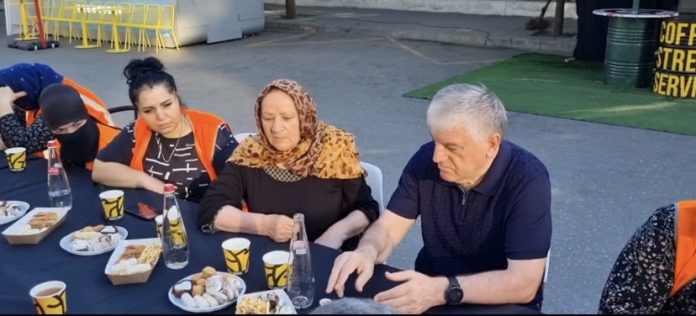 B6F569AD-3D6A-43E7-A47B-2795879F3A26