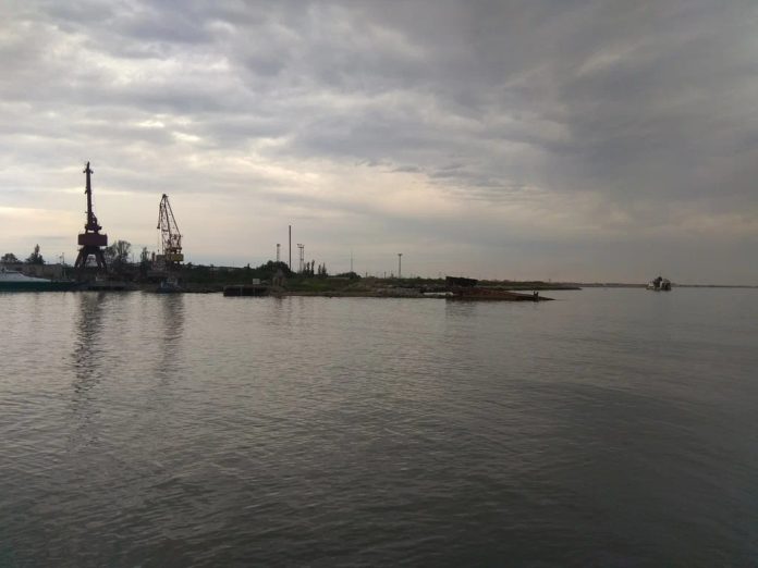 3730E372-89FD-40E3-B043-A08DAA712053