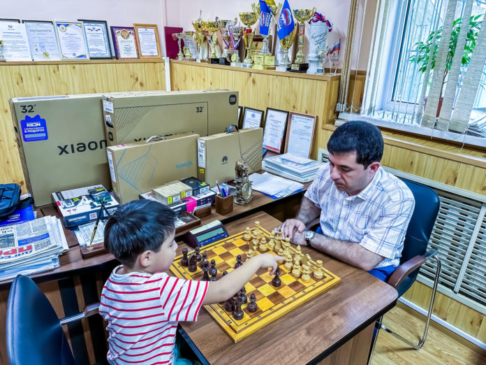 59747533-0D2A-456A-99BA-D522B18A1492