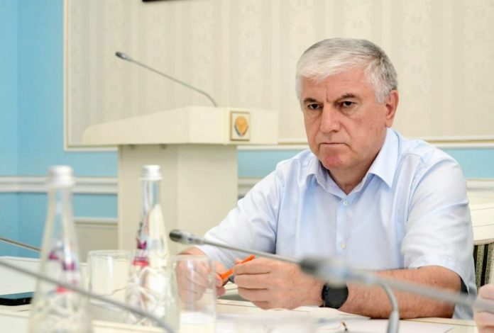 CC901237-C7D9-428B-92B8-F58CD7F4DA98