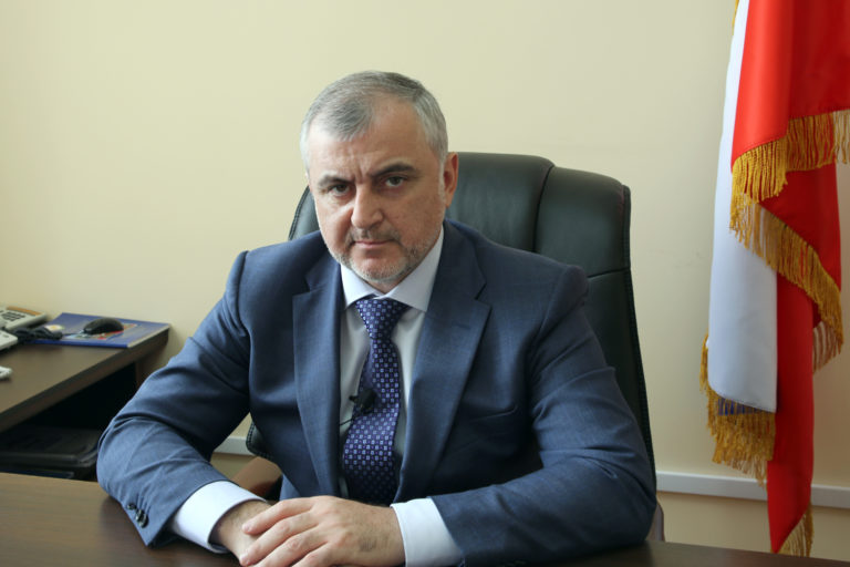 Решать проблемы жителей города
