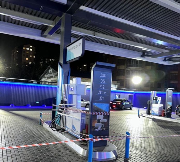 38FEA18E-8DC0-4FE8-A857-D9FDFD9FE3C9