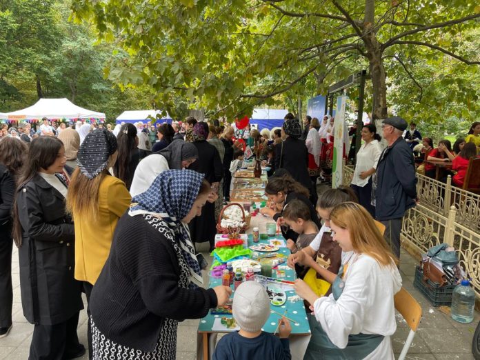 A2FDB69E-4ECE-4E30-B52B-C7BC232A9814