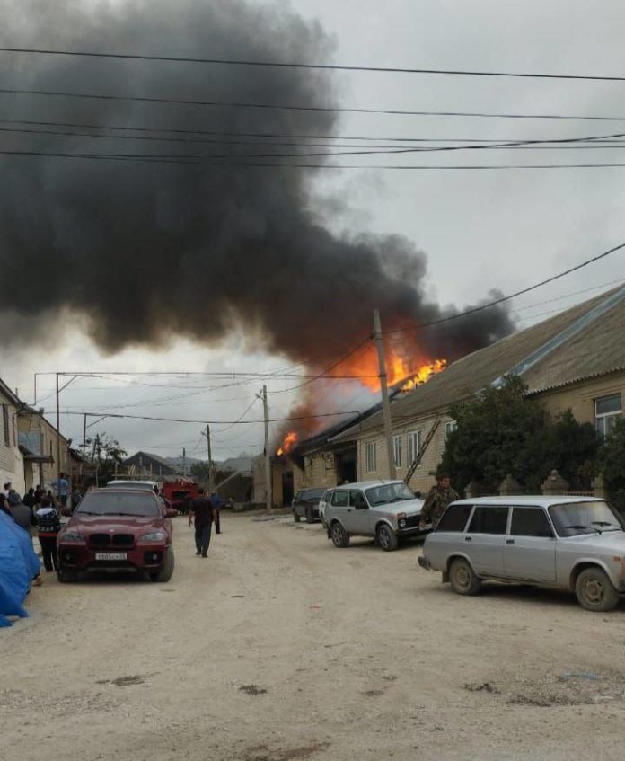 AC332DF8-EA18-483E-B478-6D8B4B02280F