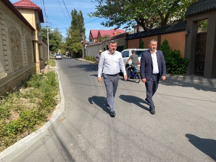 F3BE75C3-33F1-4719-B687-40C36C202192