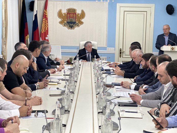 B6820365-D806-4F2F-A739-F8F9D0CC8611