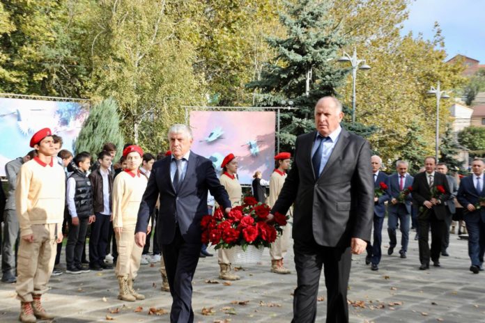 C326E1D3-3441-46DF-A301-EF60B3A400E7