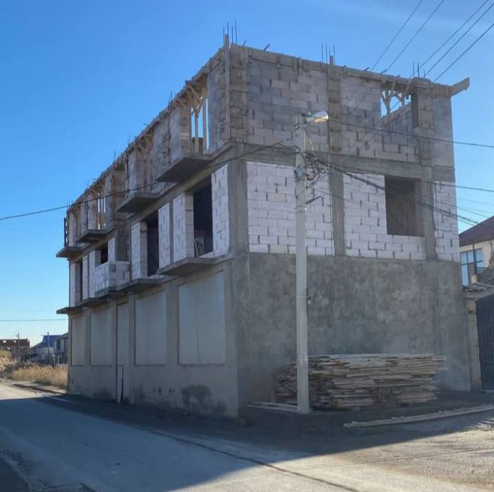 0D4A53BE-69A8-49FC-866E-28E21ACD7FC3