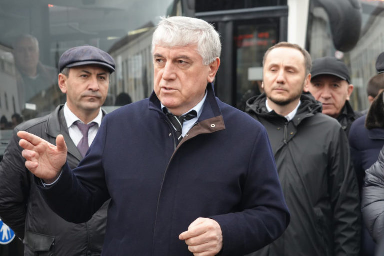 Махачкала получила новые пассажирские автобусы