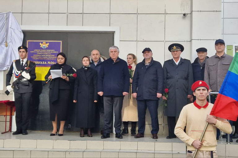Вечная слава героям!