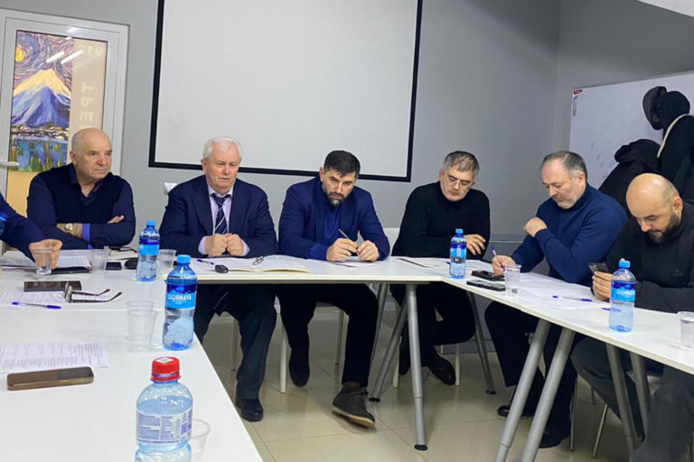 Власть и общество