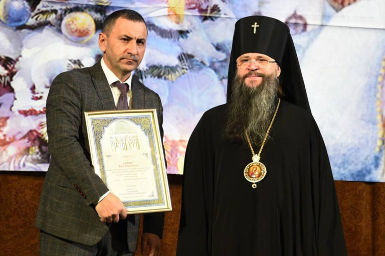За активное и плодотворное сотрудничество