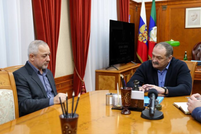 B8CEBEDC-02DC-4AFC-B74A-B30AF8284463