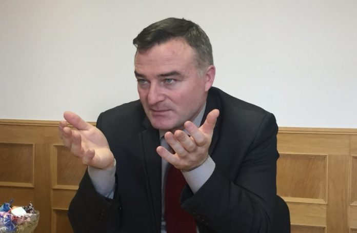 C3394E43-2378-4EF8-BDF8-2AF8AC816C61