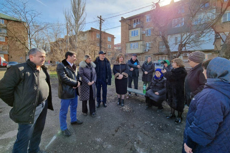 Депутаты Кировского района встретились с избирателями