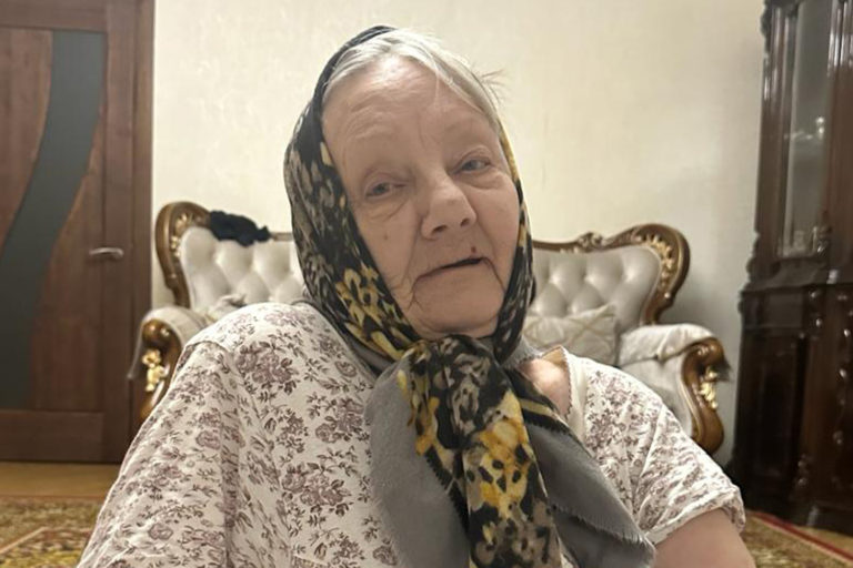 Здравствуйте, я ваша бабушка