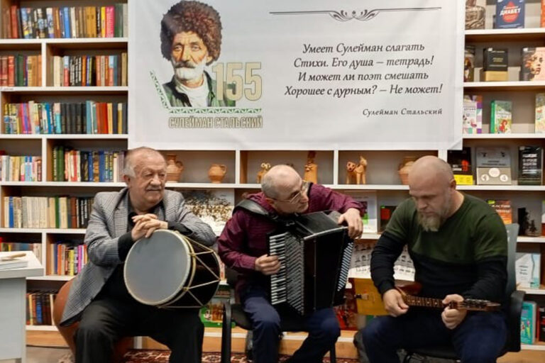 Атмосфера Библионочи