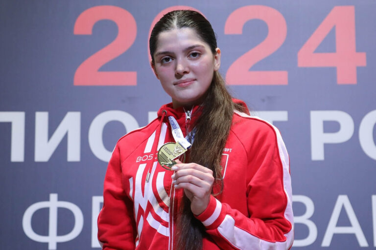 Айзанат Муртазаева стала сильнейшей шпажисткой России