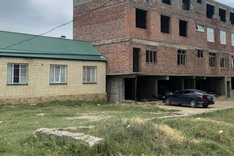 Остановлено незаконное строительство