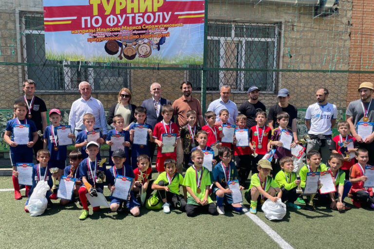 Открытие городского турнира по футболу