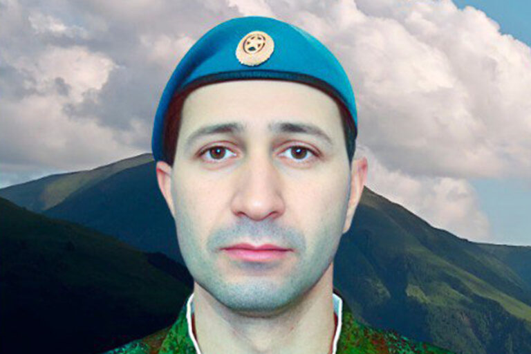 Герои никогда не умирают, Герои в нашей памяти живут…