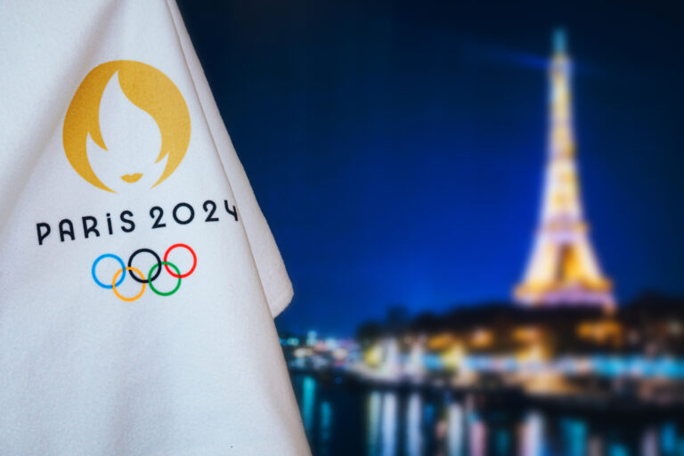 Россиян и белорусов на Олимпийских играх заменят другие борцы