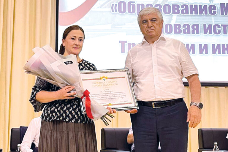 Аутсорсинг, продленка и единый цифровой формат: школы Махачкалы в преддверии Дня знаний