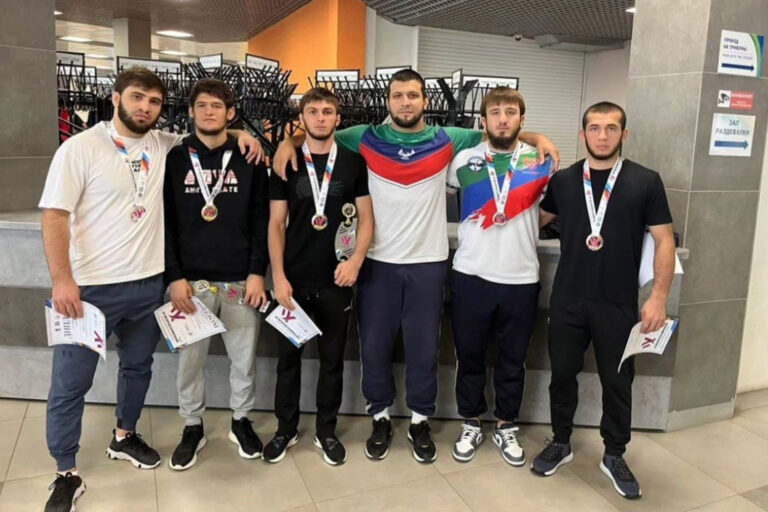 Дагестанские вольники преуспели на Универсиаде
