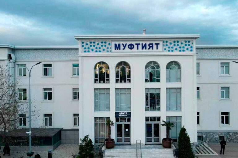 В Муфтияте Дагестана начал работу экспертный совет по торгово-экономическим вопросам