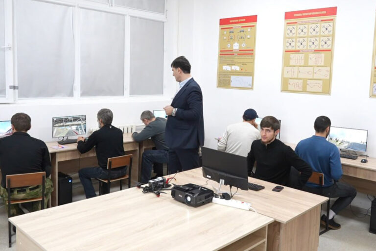 В Махачкале открыли учебно-тренировочный центр по подготовке операторов БПЛА