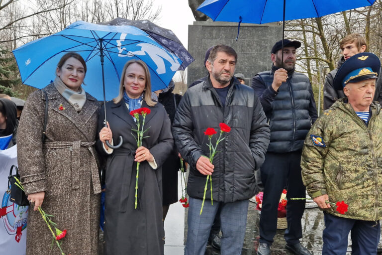 В памяти поколений