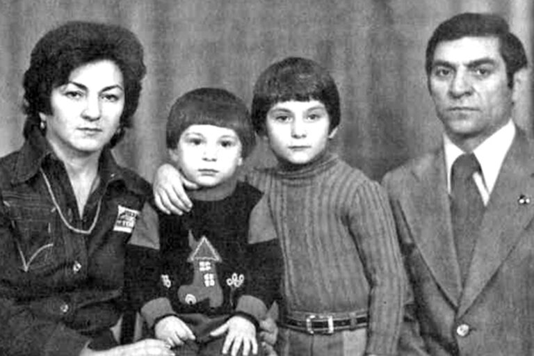 Из глубины веков до дней сегодняшних