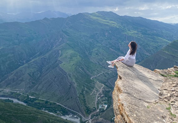 проект кавказа подо мной