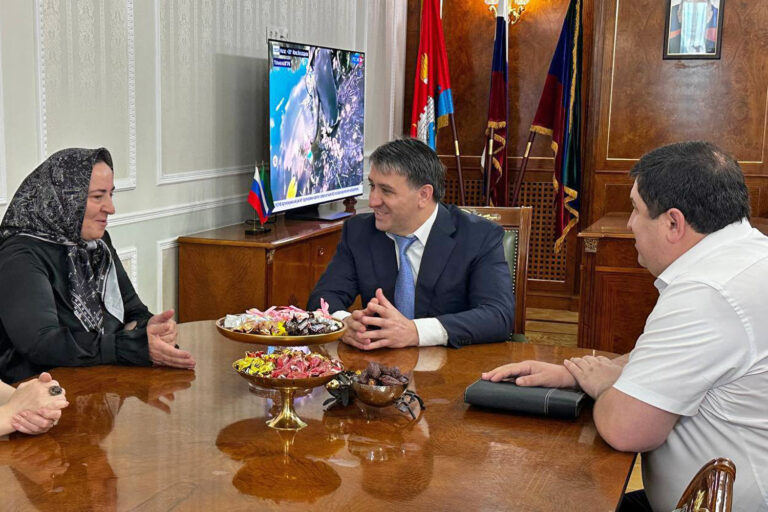 С благодарностью от Сергея Меликова