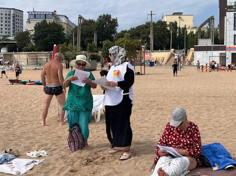 Акция безопасности вышла  на Городской пляж