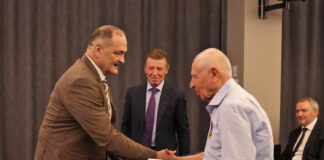 «Яркий пример служения»