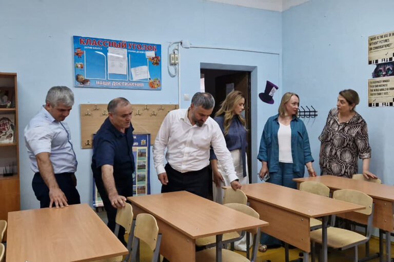 Депутаты города исполняют наказы избирателей