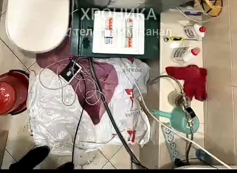 Отмывают в ванной: полицейские нашли в Махачкале квартирные майнинг-фермы