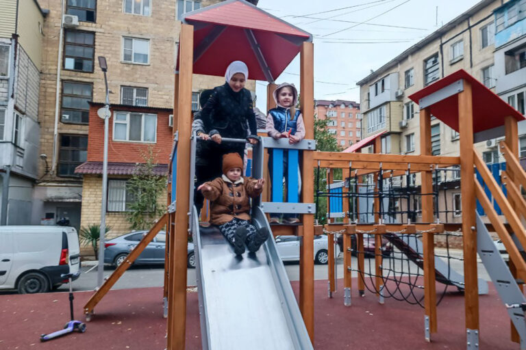 В Махачкале появились две новые благоустроенные территории