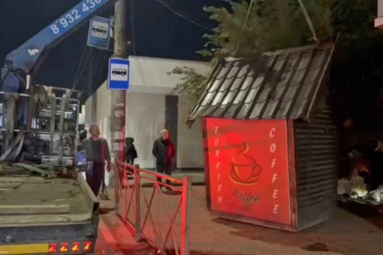 Демонтаж и вывоз НТО продолжается