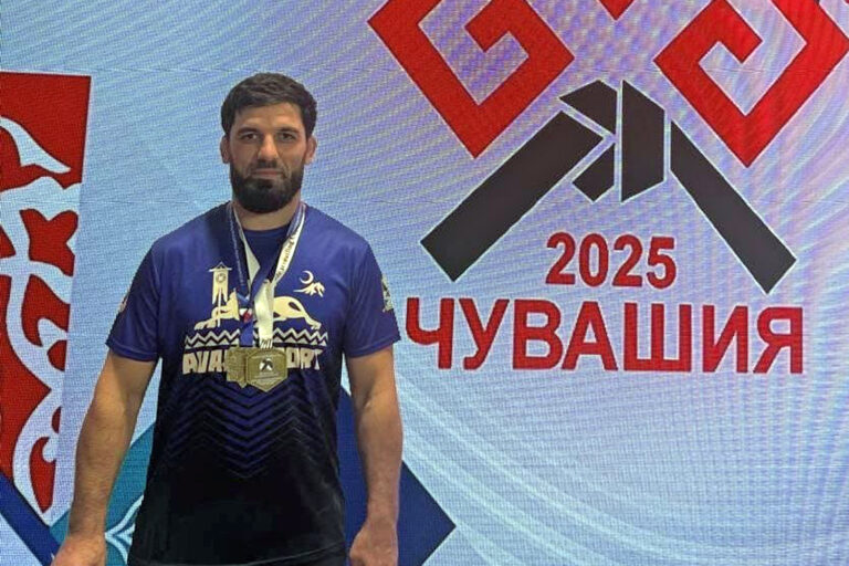 Гази Халилов взошел на высшую ступень пьедестала Кубка мира