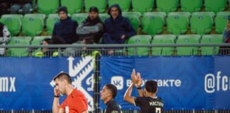 «Динамо» в родных стенах уступило «Спартаку»