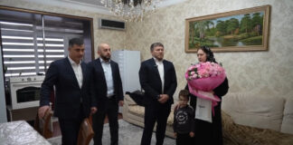 В преддверии Дня матери в Махачкале навестили семью погибшего участника СВО