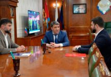 Мэр Махачкалы Джамбулат Салавов встретился с участником программы «Доблесть гор»