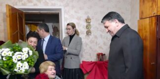 Блокадницу Ирину Сухомлинову поздравили с юбилеем