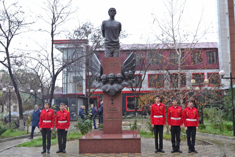 Вечная память героям!