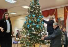 Депутаты организовали праздник для детей