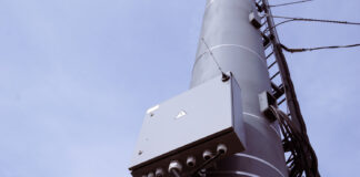 МегаФон получит 1500 базовых станций российского производителя YADRO